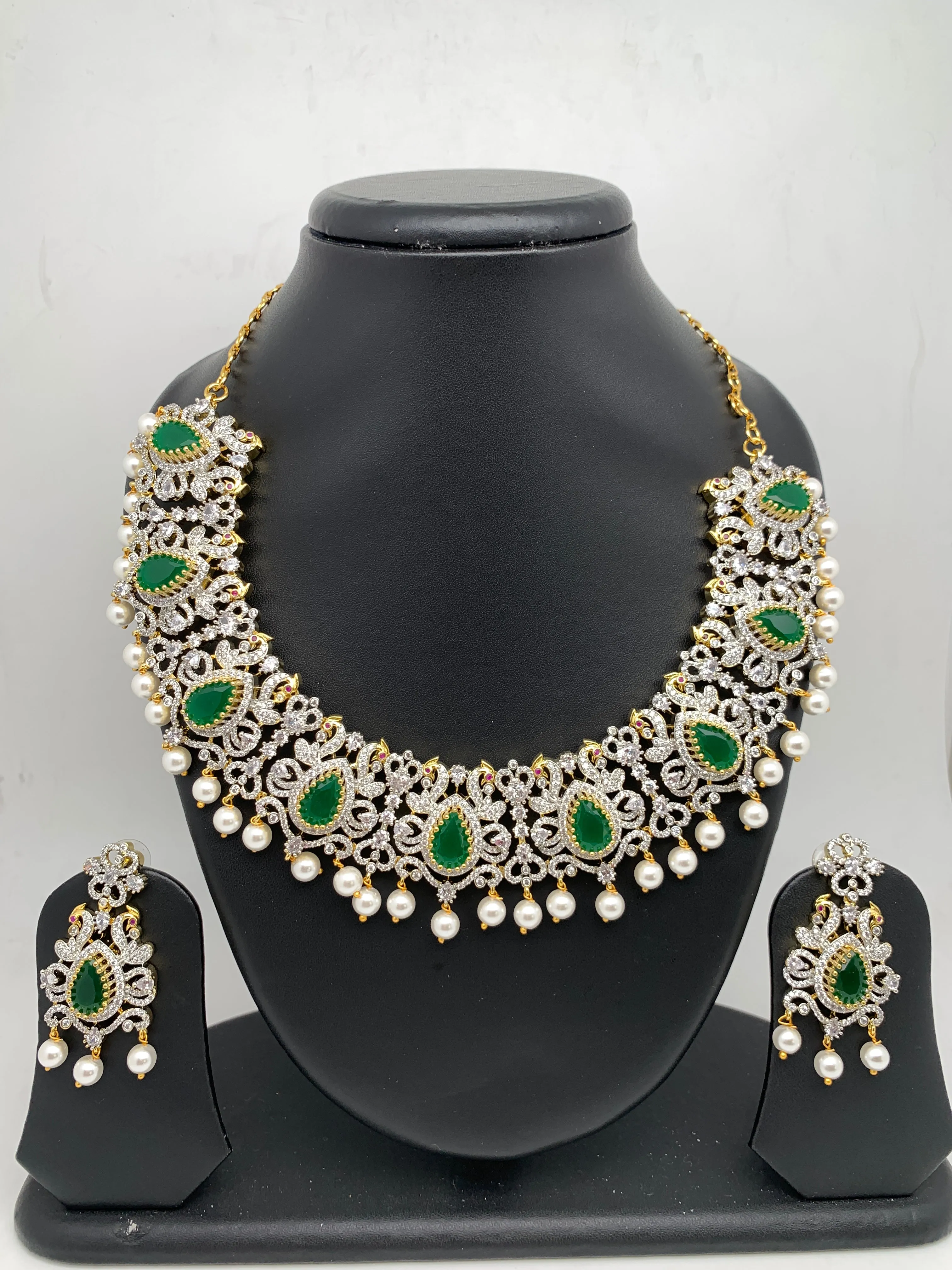 AD Emerald Green Stone Peacock Design Short Neckline Neckalce