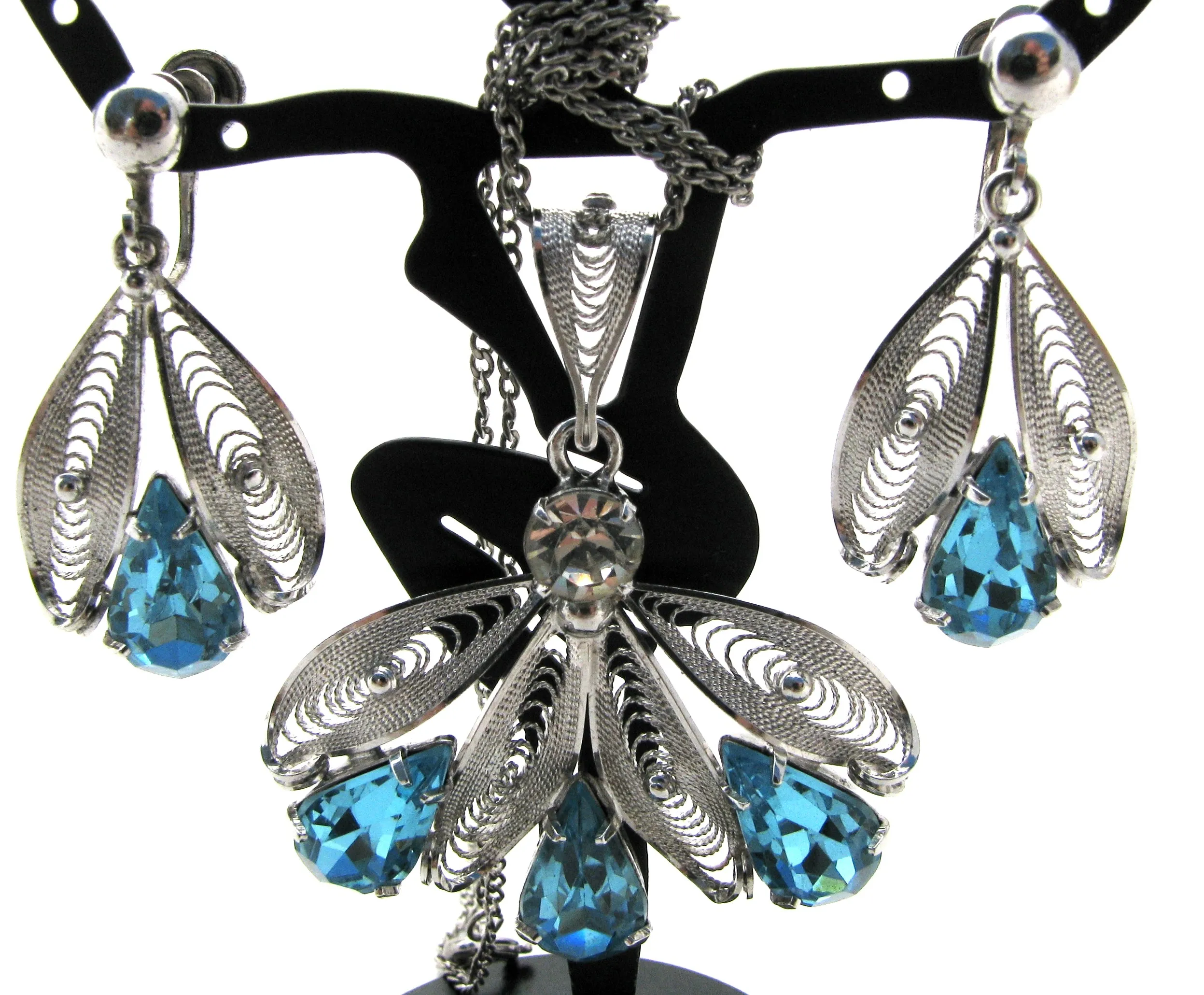 Blue Rhinestone Lavalier Silver Necklace Set