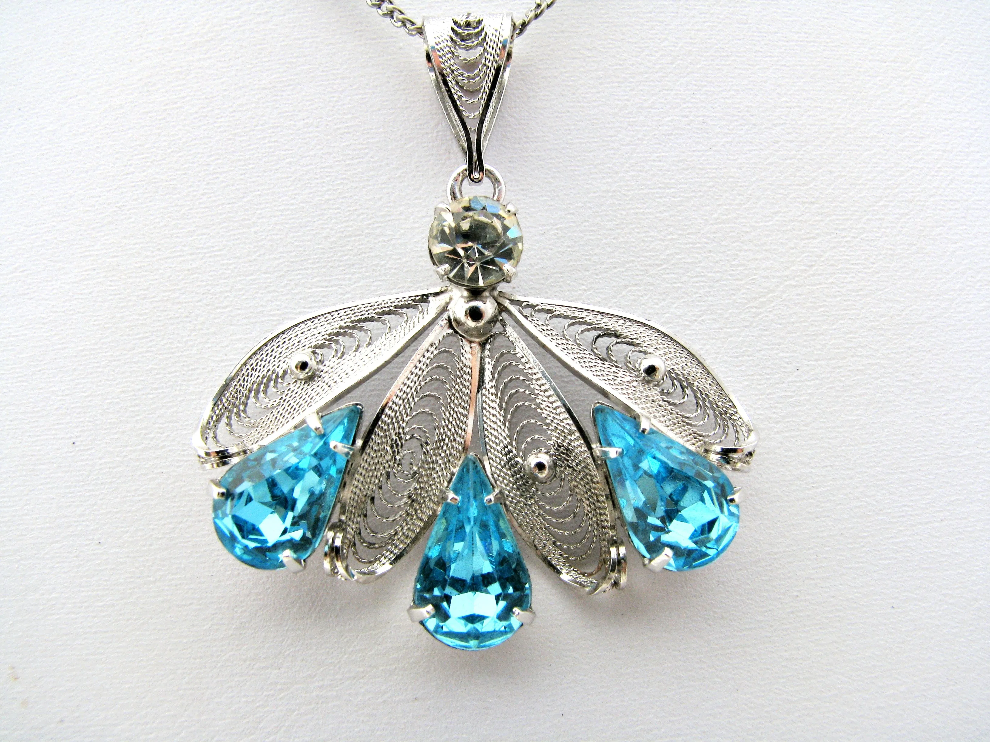 Blue Rhinestone Lavalier Silver Necklace Set