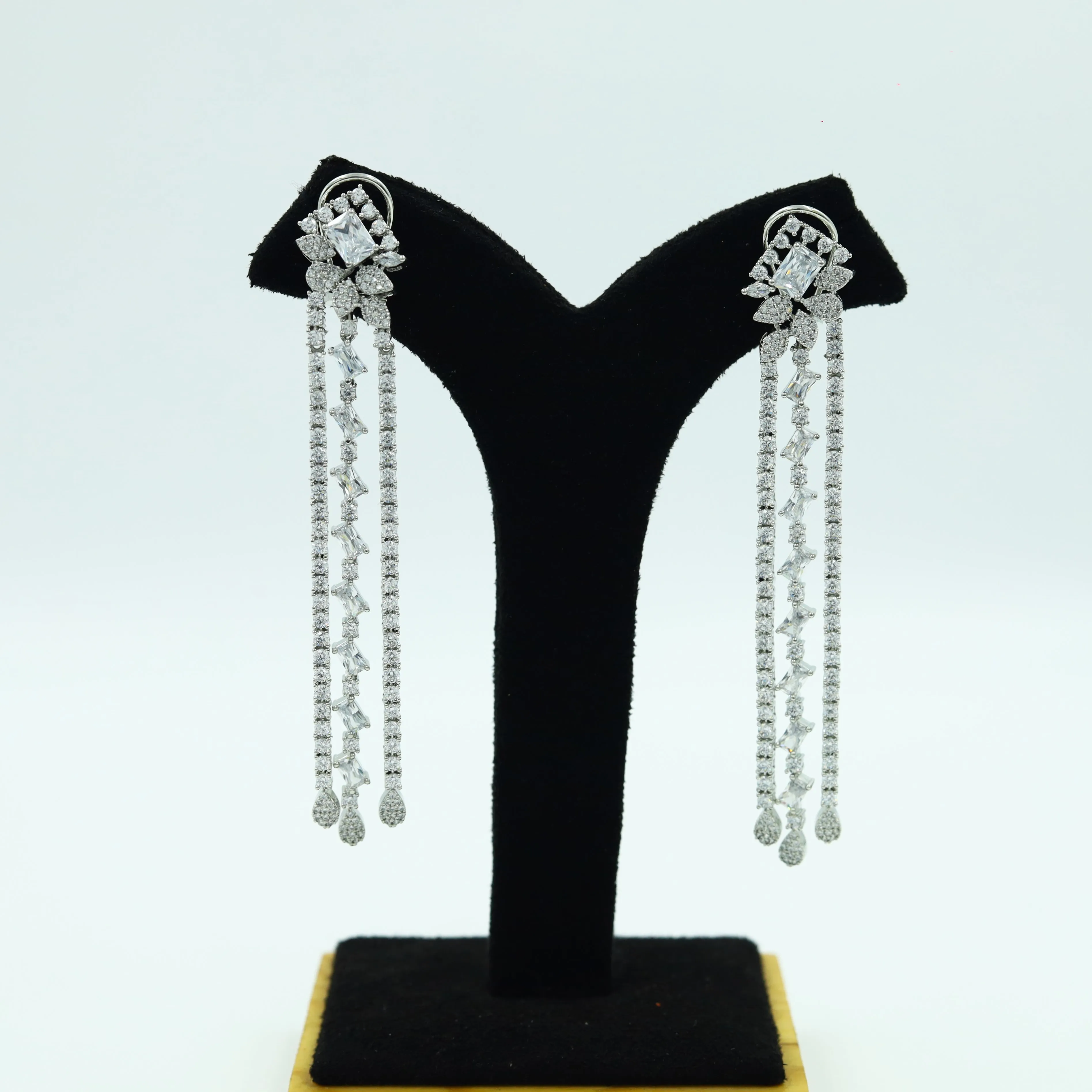 Danglers Zircon/AD Earring 10764-69