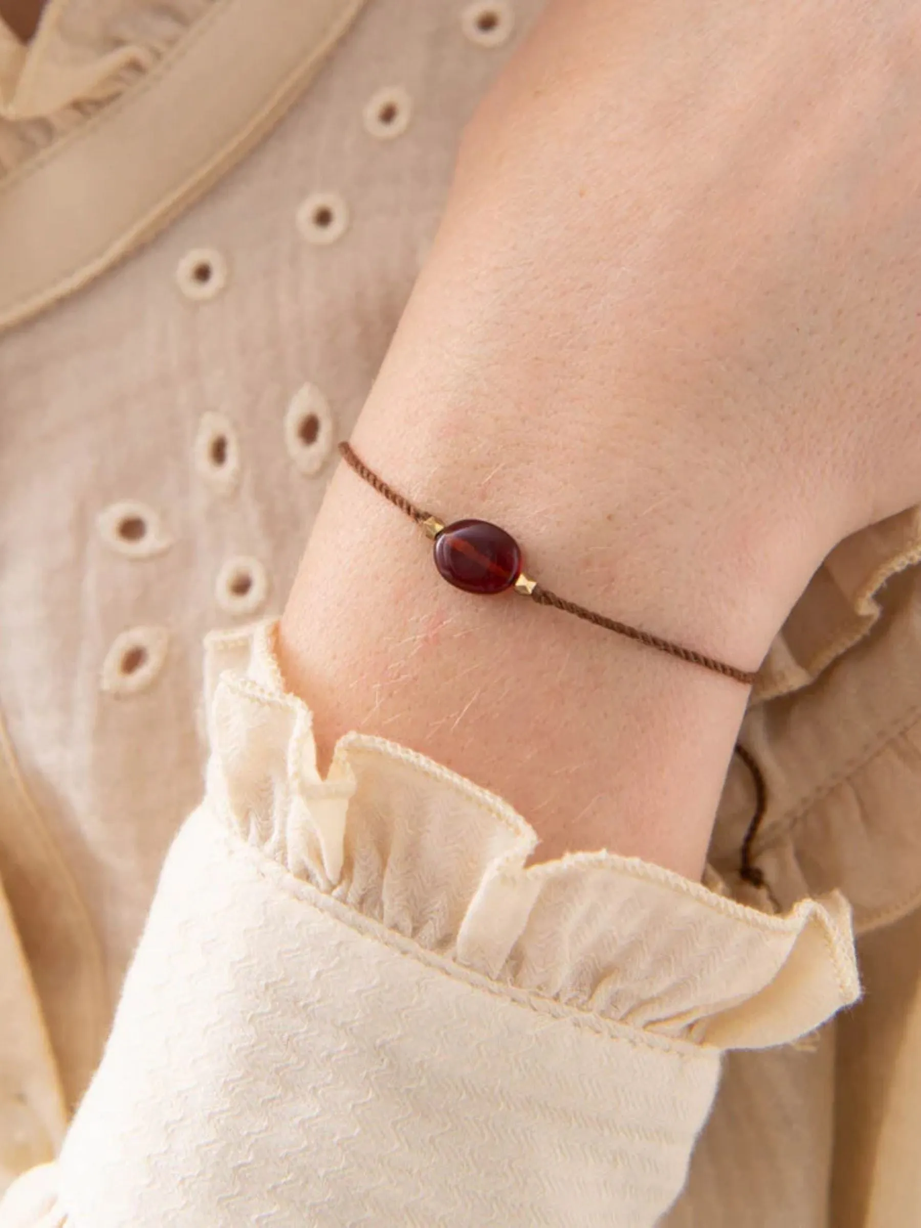 Gemstone Card Garnet | A Beautiful Story
