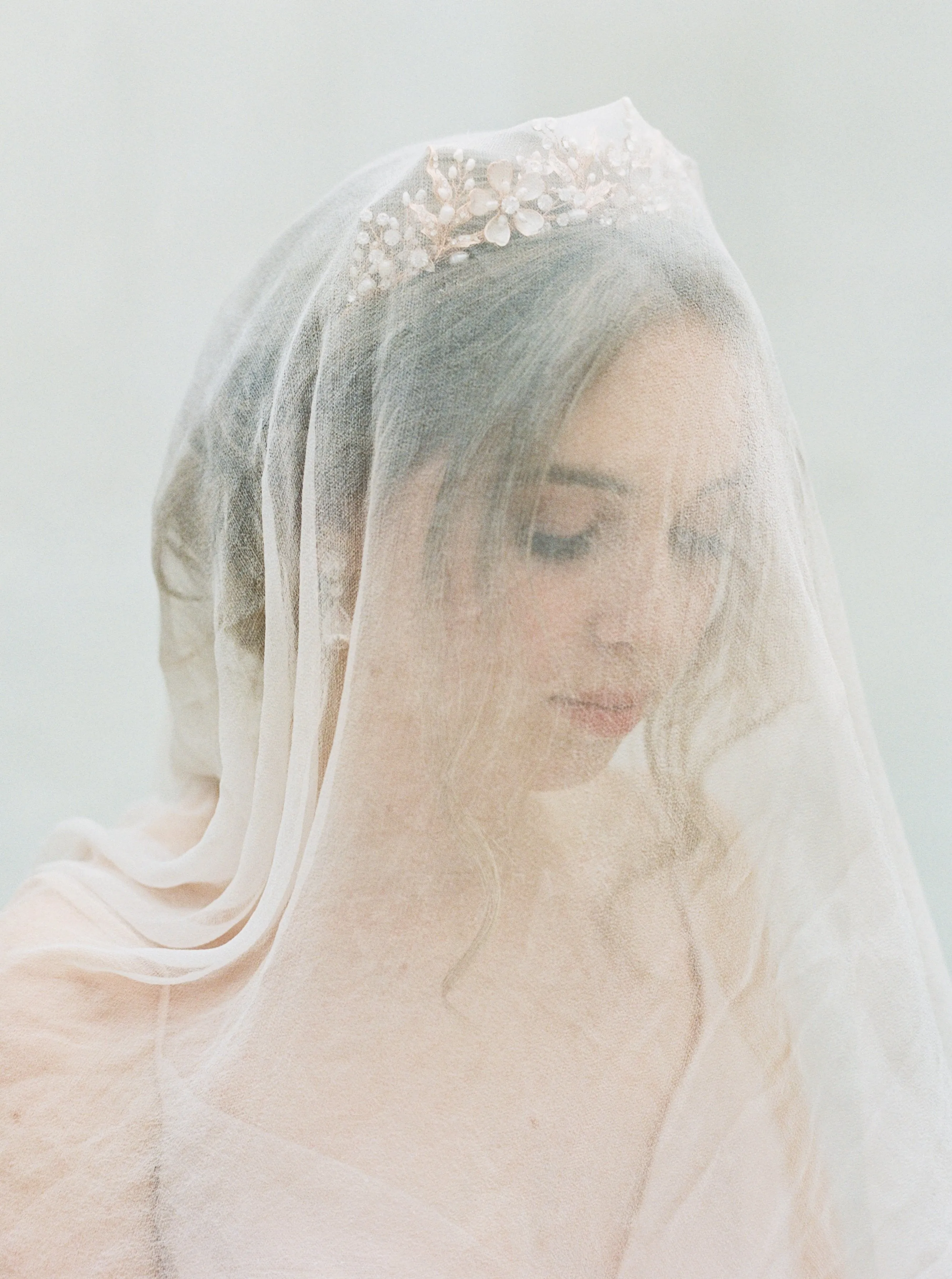 GENEVIEVE Tiara